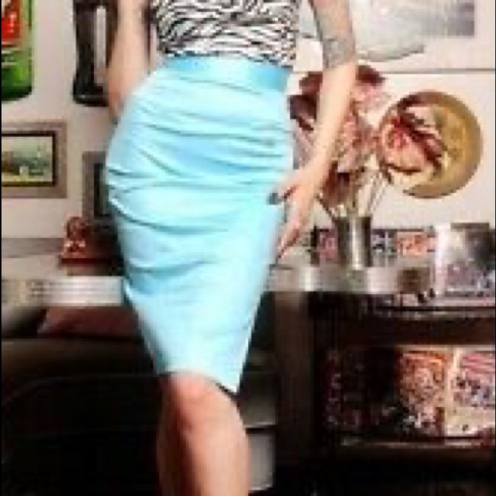 Deadly Dames by Micheline Pitt